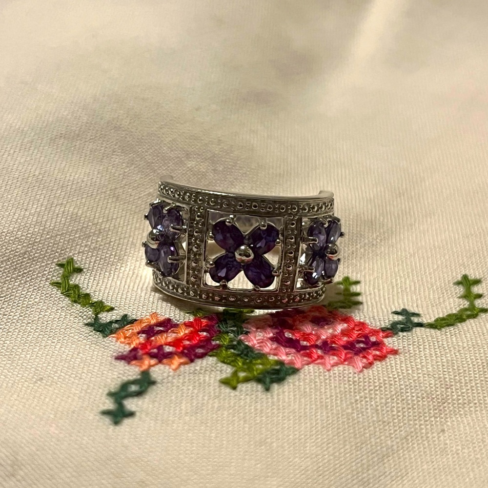 Amethyst and diamond flower 925 silver ring size 8